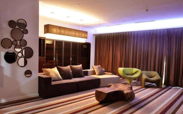 Qingdao Jinfuyue Hotel (Heilongjiang Middle Road Oriental City Branch)