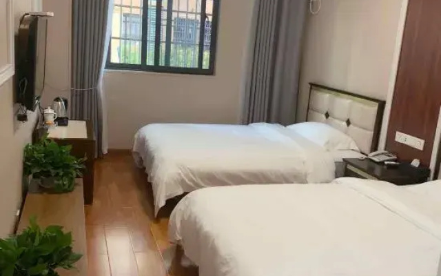 Yuzhilv Hotel