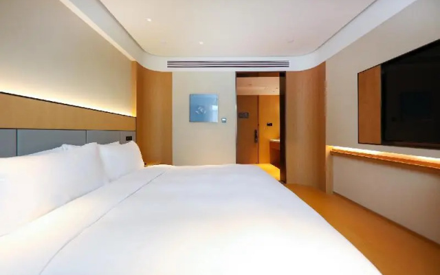 JI Hotel (Yancheng High-Speed Railway Station Xiwang Avenue)
