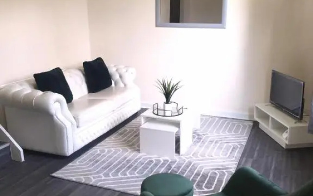 Vogue Apartments