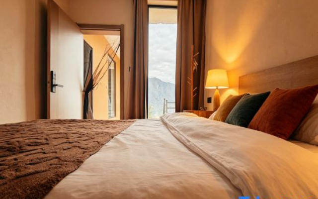 A Mountain Resort Inn
