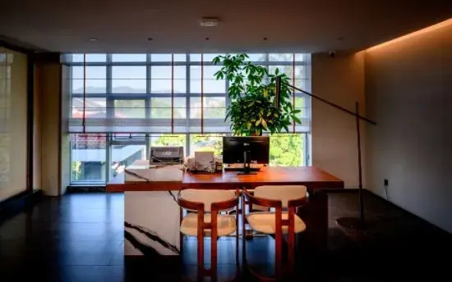 Juchunyuan·Wolong Villa Hotel