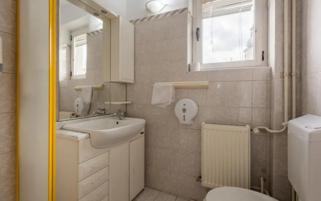 The Lincoln Suites - Central Shabbat Friendly Apartments