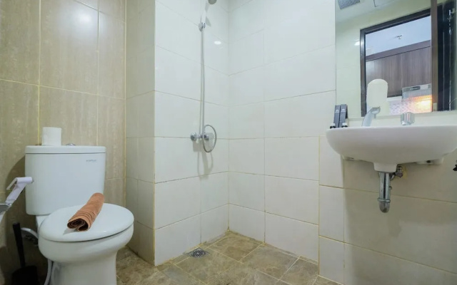 Simply Modern Studio Grand Dhika City Apartment
