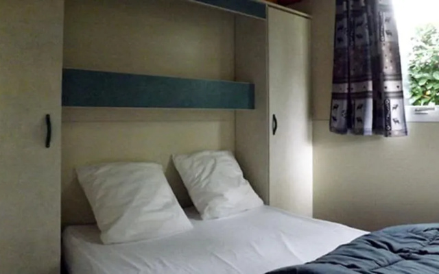 Camping Plein Soleil - Chalets