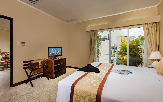 Norfolk Hotel