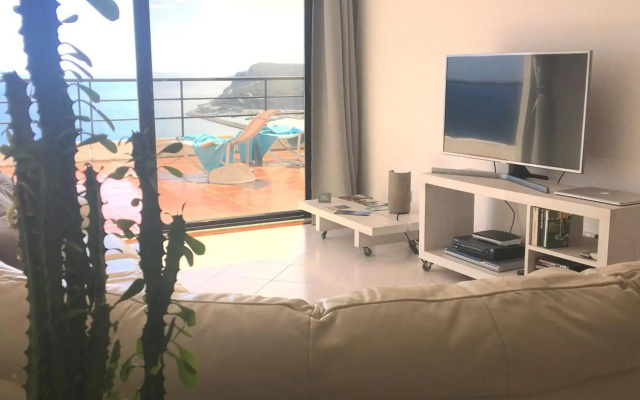 Sea View Apartment Sesimbra- Apartamento Vista Mar