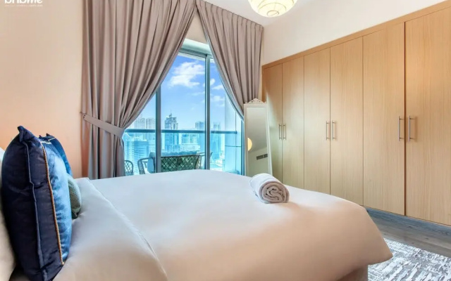 1B-Armada 3-2506 by bnbme homes