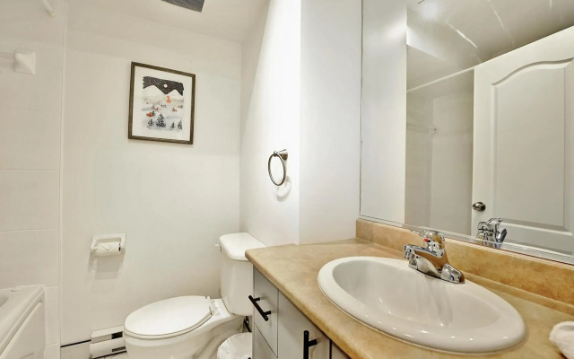 Condo 305 33 Chemin du Hameau by Les Chalets Alpins