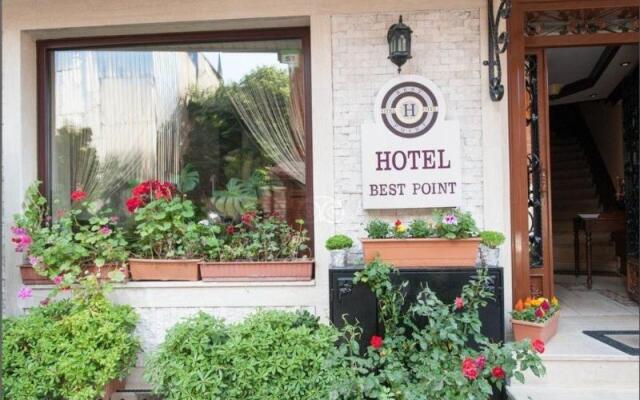 Best Point Hotel вид на фасад