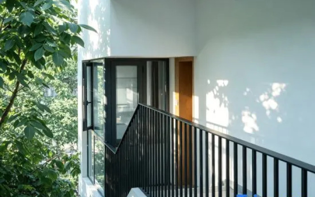 Liuba Front and Back Courtyard Themed Homestay (Old Street)