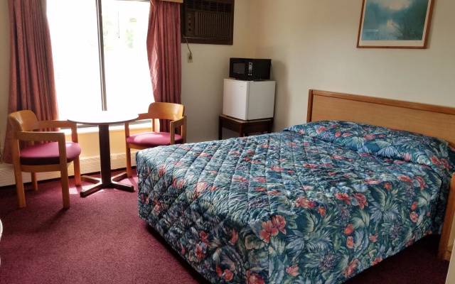 Hampton Village Inn