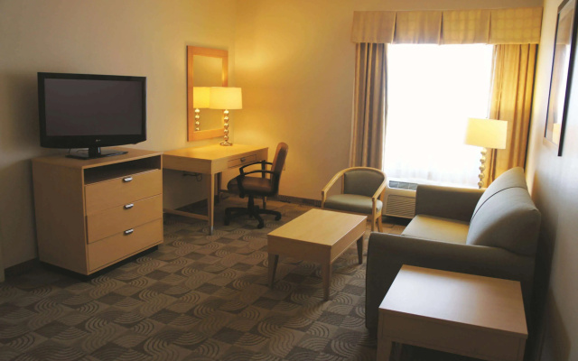 La Quinta Inn & Suites by Wyndham Tucumcari