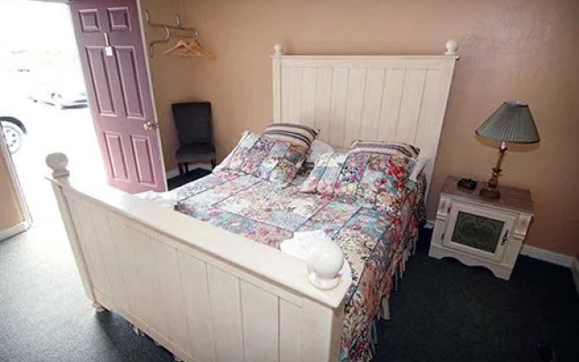 Buffalo Pointe Inn