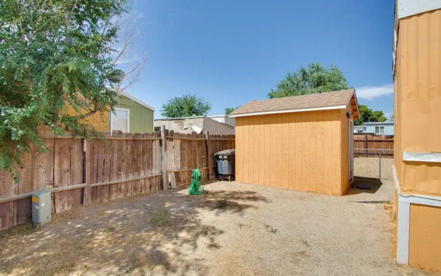 Rosamond Vacation Rental w/ Grill, Near Vineyards!