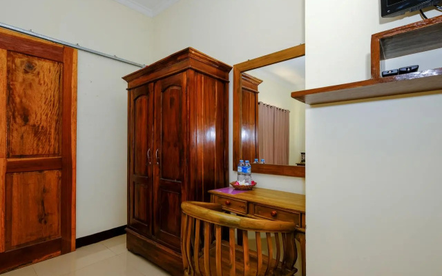 Oyo 1659 Sengkunyit Bukit Hotel