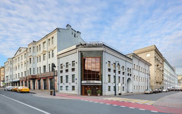 Гостиница Ассамблея Никитская в Москве - забронировать гостиницу Ассамблея Никитская, цены и фото номеров Москва вид на фасад