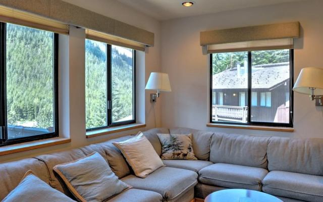 Crystal Chalets Condominiums at Crystal Mountain Ski Resort