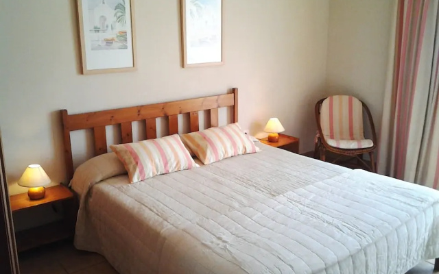 La Muralla Apartamentos