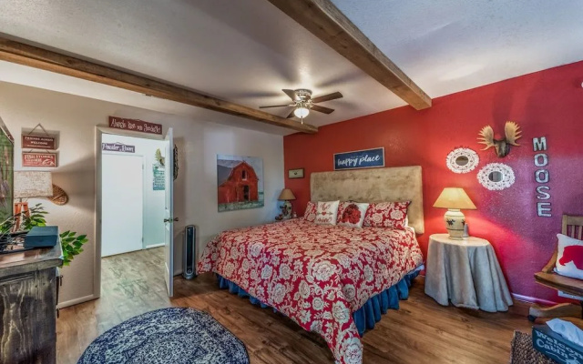 Sisters Too by Ruidoso Vacation Rentals