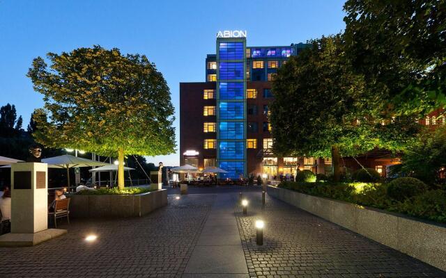 Ameron Hotel Abion Spreebogen Berlin вид на фасад