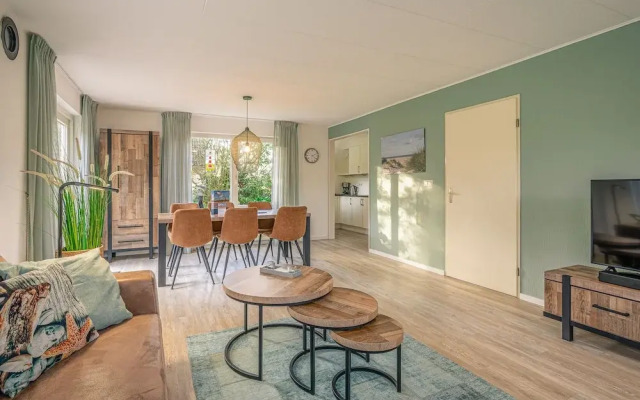 Charming Villa With Sauna and South-facing Garden