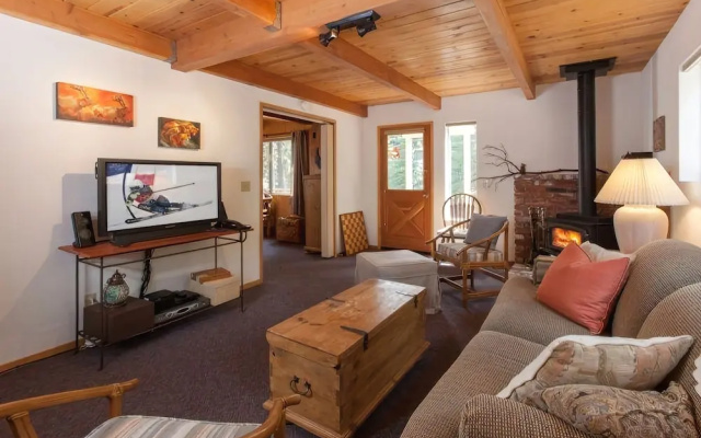 Iravani - 2 Br Cabin