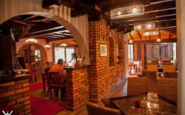 Hotel Dvor