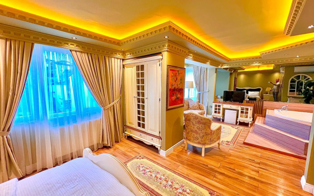 Real King Residence
