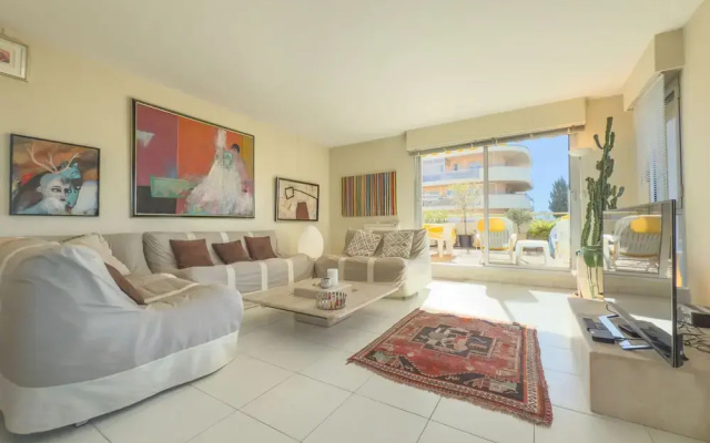 L Artiste in Cannes With 3 Bedrooms and 3 Bathrooms