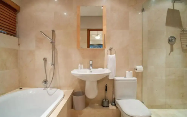 2 Bedroom Lido Apartment Sea Point