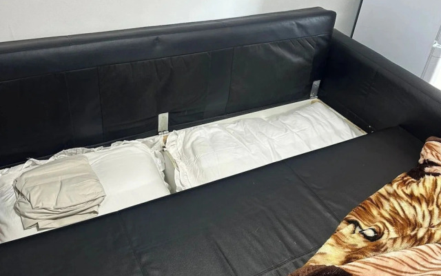 Cozy 1 Bed Apt Sleeps 4 With Garden Views