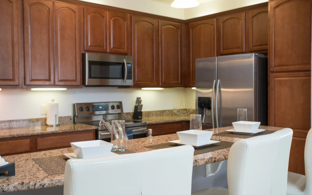 Vista Cay Jewel