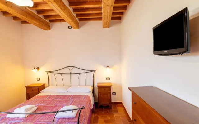 Country House in Cagli With Pool and Views