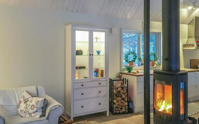 Beautiful Home in Löttorp With 4 Bedrooms and Wifi