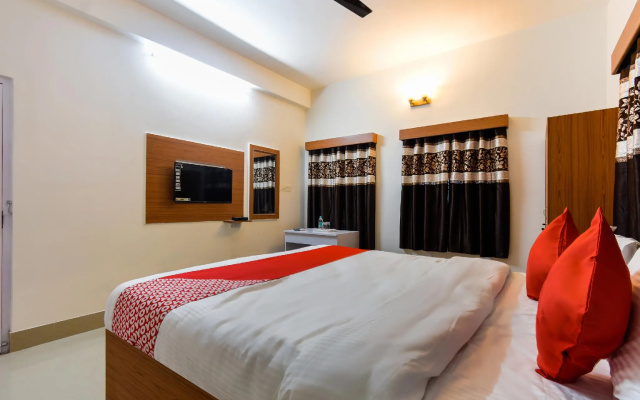 OYO 47882 Karunamoyee Guest House
