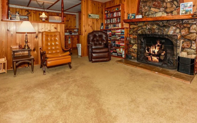 The Petite Cabin