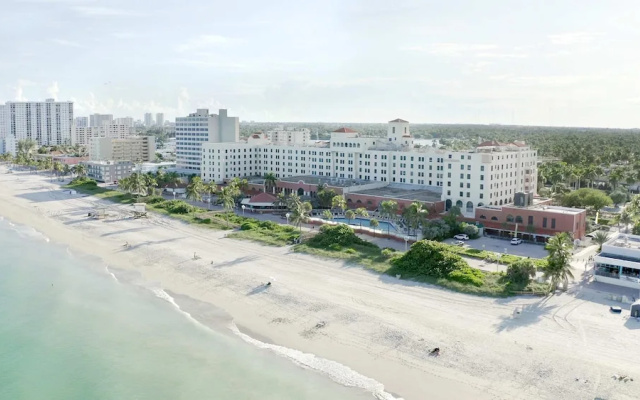 521 Studio Hollywood Beach