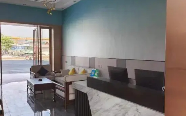 Xishuangbanna Jinghong Xinyi Hotel (Gasa Airport)