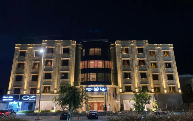 Lotaz Hotel