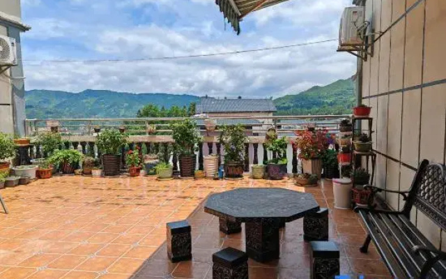 Panzhou Shengxia Holiday Homestay
