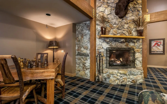 Snow Cap Inn