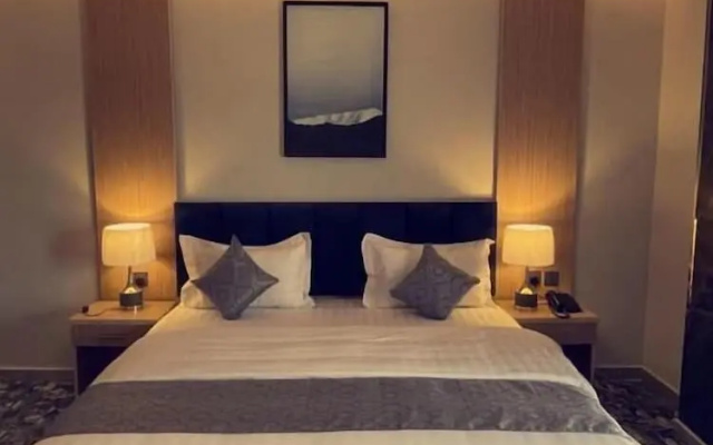 Pearly Hotel