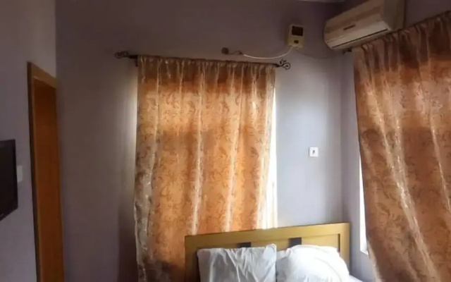 Fara Hotel & Suites