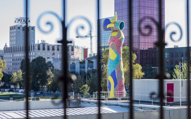 Отель HOMEnFUN Plaza España Apartment Испания, Барселона - отзывы, цены и фото номеров - забронировать отель HOMEnFUN Plaza España Apartment онлайн вид на фасад