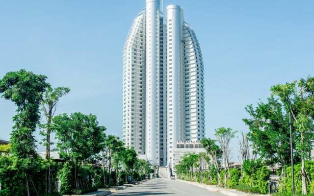 Отель La Mer Residence and Pool Villa Pattaya By Favstay На Чом Тхиан вид на фасад