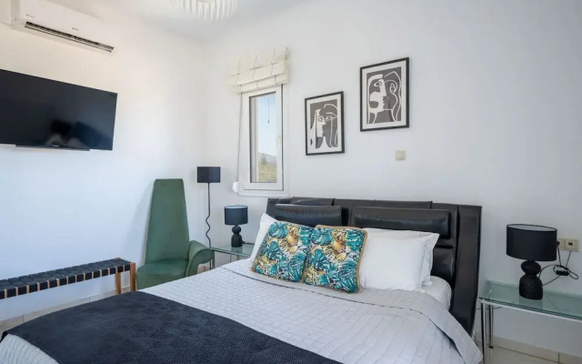 Villa Elena Beach - With Private Heated Pool