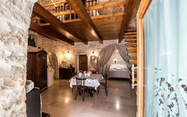 Astra Bed  Breakfast