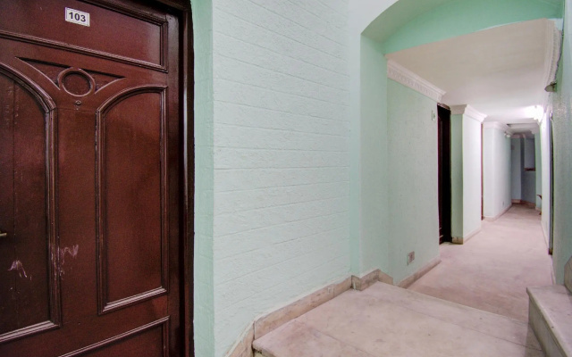 Dear Hotel by OYO Rooms