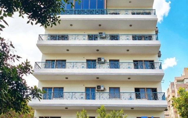 Qinfu Hotel